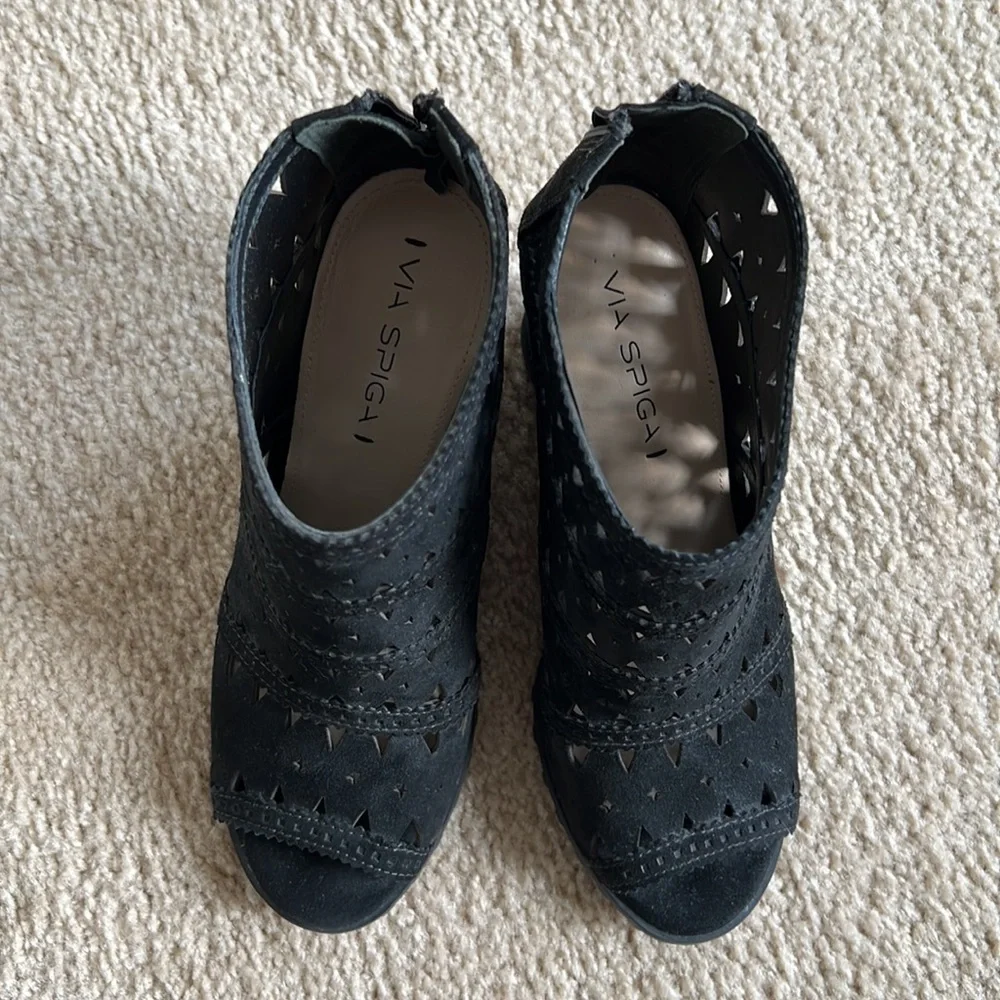 Via Spiga Black Suede Cutout Wedge Sandals
